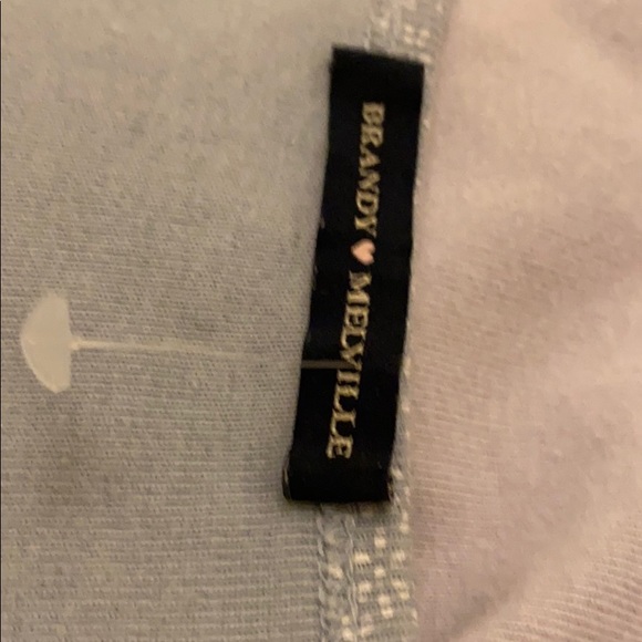 Cute Brandy Melville shirts - Picture 4 of 5